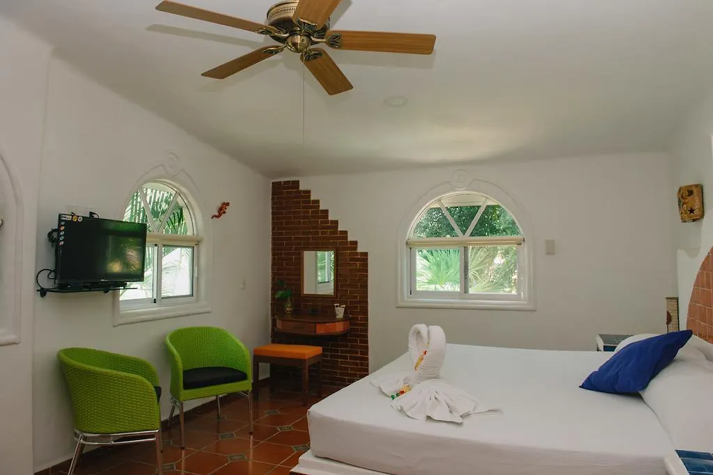 Bed & Breakfast Buen Dia Playa 3*, Playa del Carmen Mexico